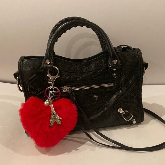 “Ringarde” Emily in Paris Inspired Bag Charm Key Chain Eiffel Tower Faux Fur ❤️ - Picture 5 of 5